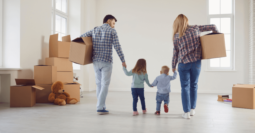 a Family Moves in with Toddlers in Houston Bedroom Apartments | Dallas Apartment Locators | Free Service | Call 972 818 3456