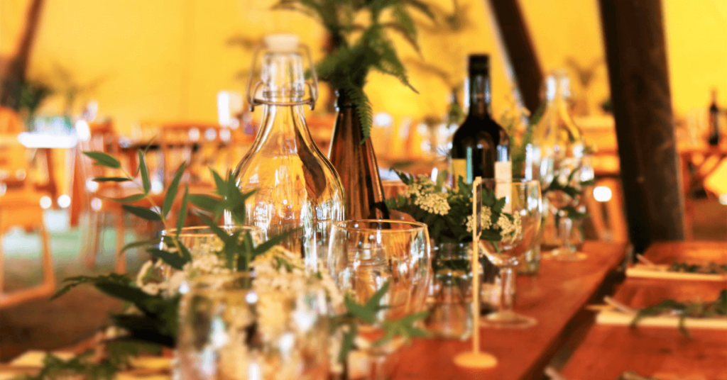 Private Table Setting on Charming Event Space | Dallas Apartment Locators | Free Service | Call 972 818 3456